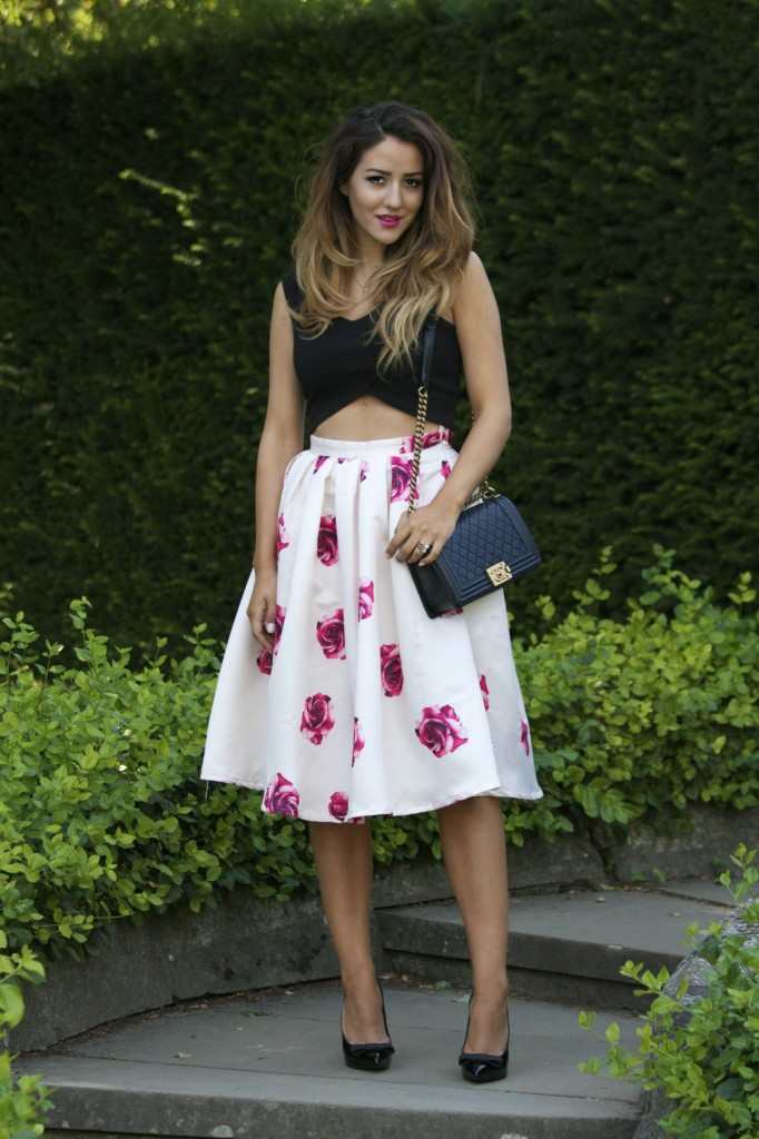 Floral Midi Skirt Outfit