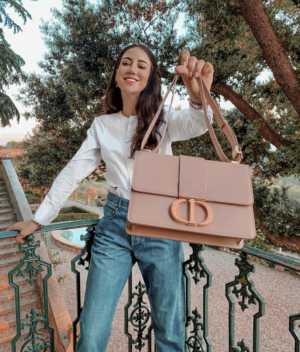 Nicole Warne Wears the Dior '30 Montaigne' Bag  Winter fashion outfits,  Fashion, Dior 30 montaigne bag