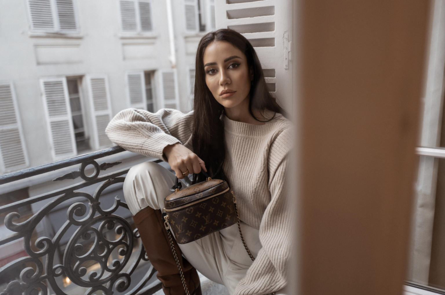 All about Louis Vuitton Vanity PM Glam & Glitter