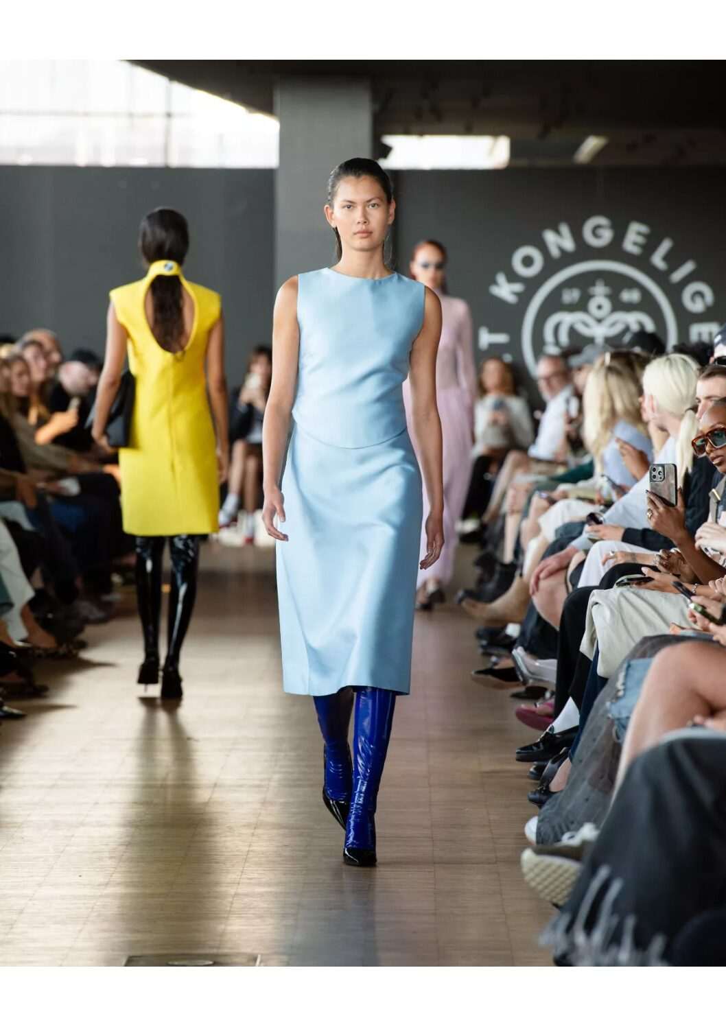 7-trends-to-know-from-copenhagen-fashion-week-ss25-tamara-kalinic-relaxed-minimalism-forza-collective-blue
