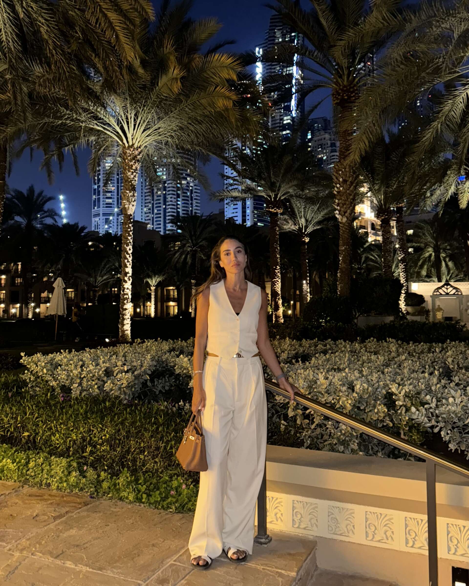 What-to-Wear-in-Dubai What-to-Wear-in-Dubai