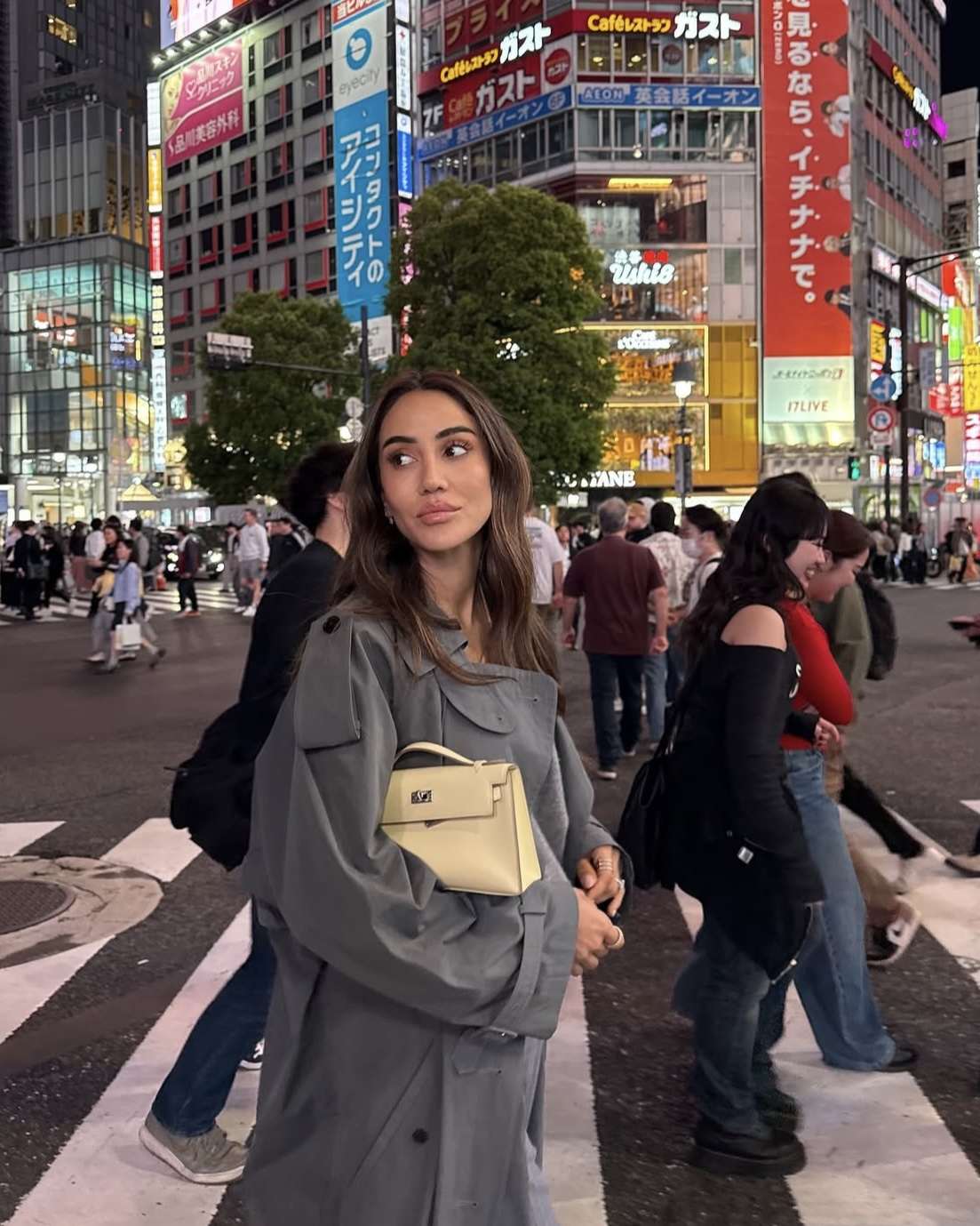 What-to-Wear-in-Tokyo-Outfit-Ideas