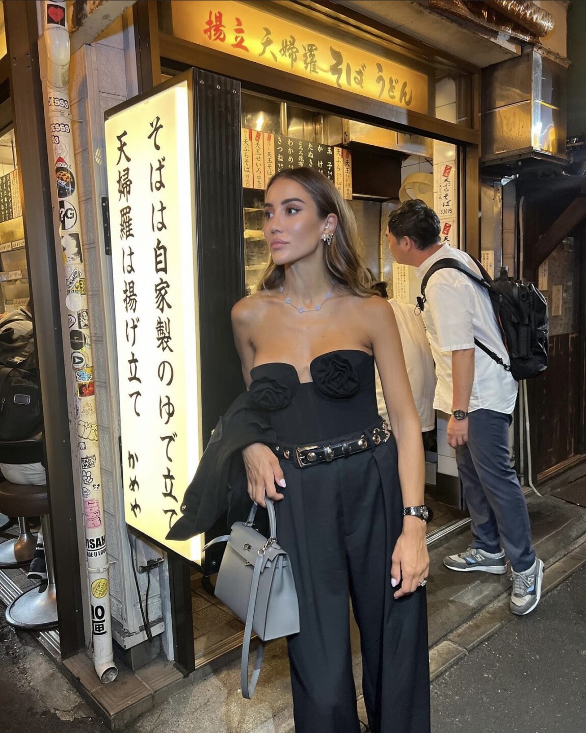 What-to-Wear-in-Tokyo-Outfit-Ideas