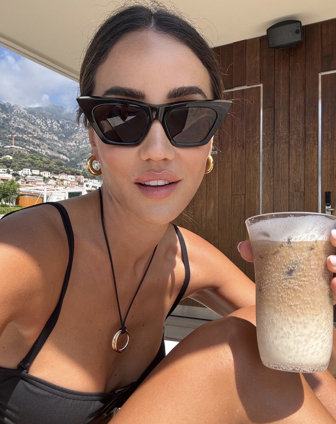 Accessories-That-Makes-Summer-Outfits-Pop Accessories-That-Makes-Summer-Outfits-Pop