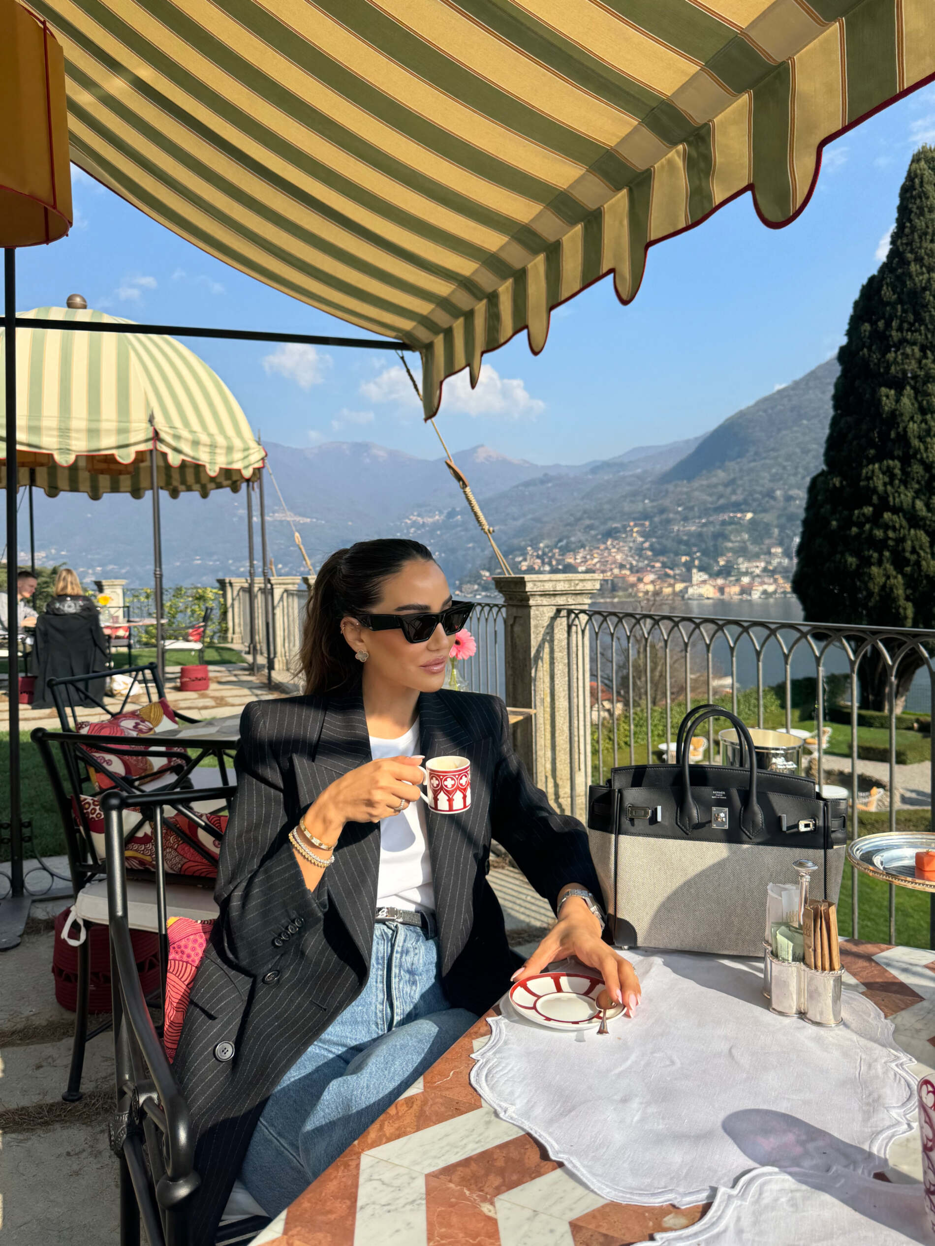 Lake-Como-Hotels-and-Restaurants-Guide Lake-Como-Hotels-and-Restaurants-Guide