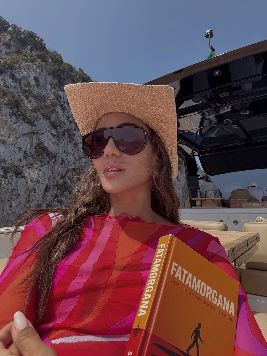 Accessories-That-Makes-Summer-Outfits-Pop Accessories-That-Makes-Summer-Outfits-Pop