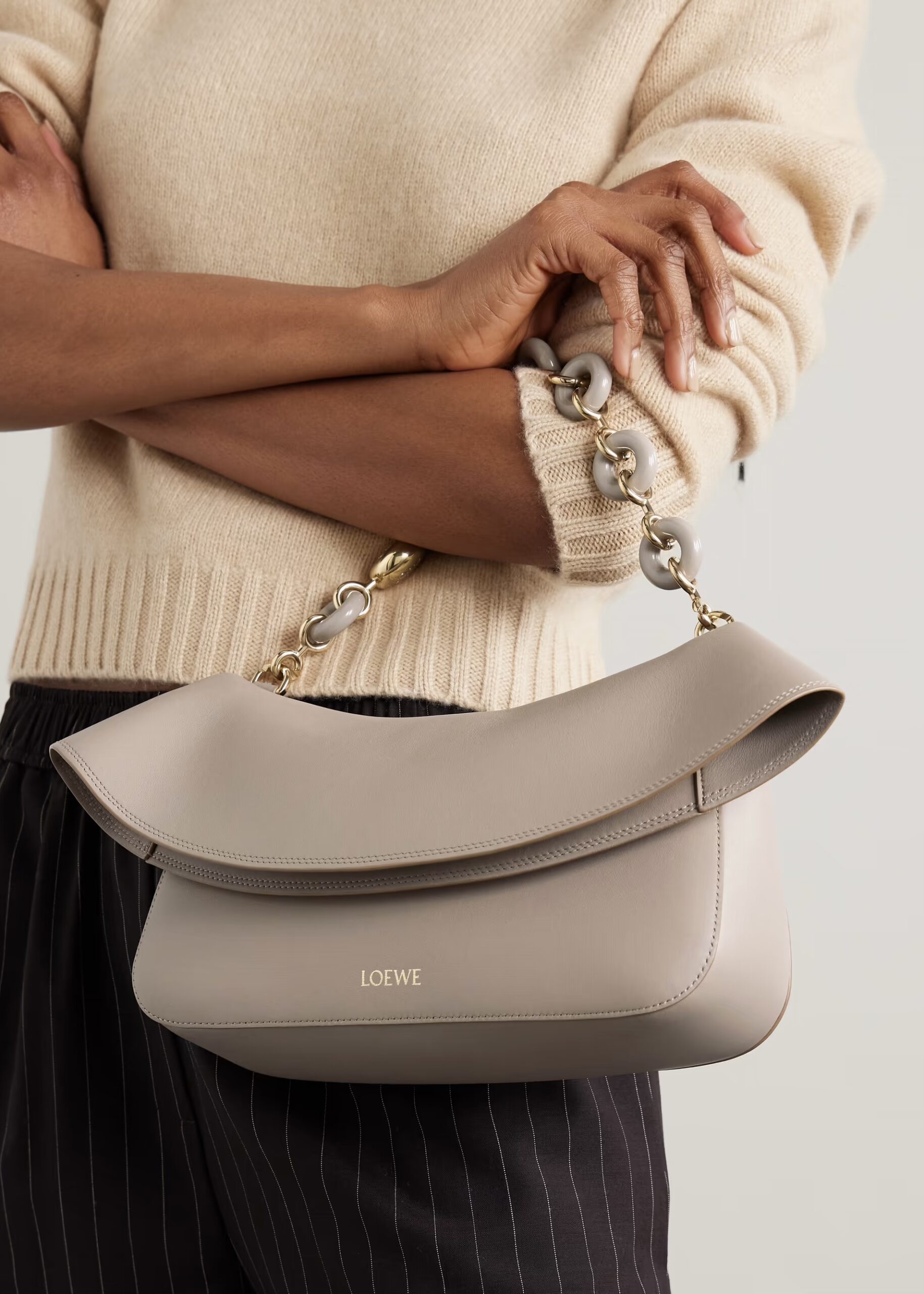 Loewe-x-Paula’s-Ibiza-Ola-Bag-Review Loewe-x-Paula’s-Ibiza-Ola-Bag-Review