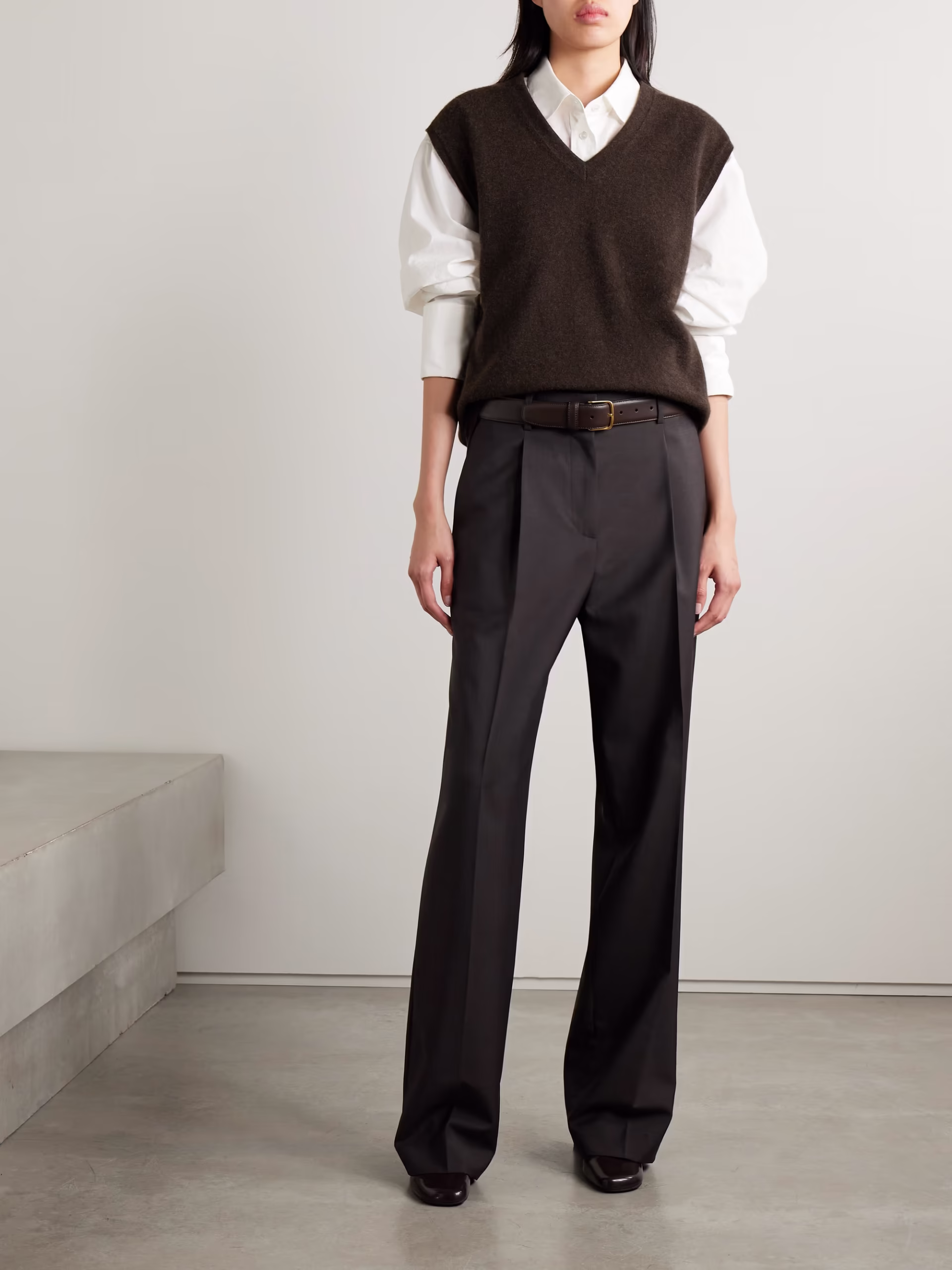 Transitional-Wardrobe-Staples